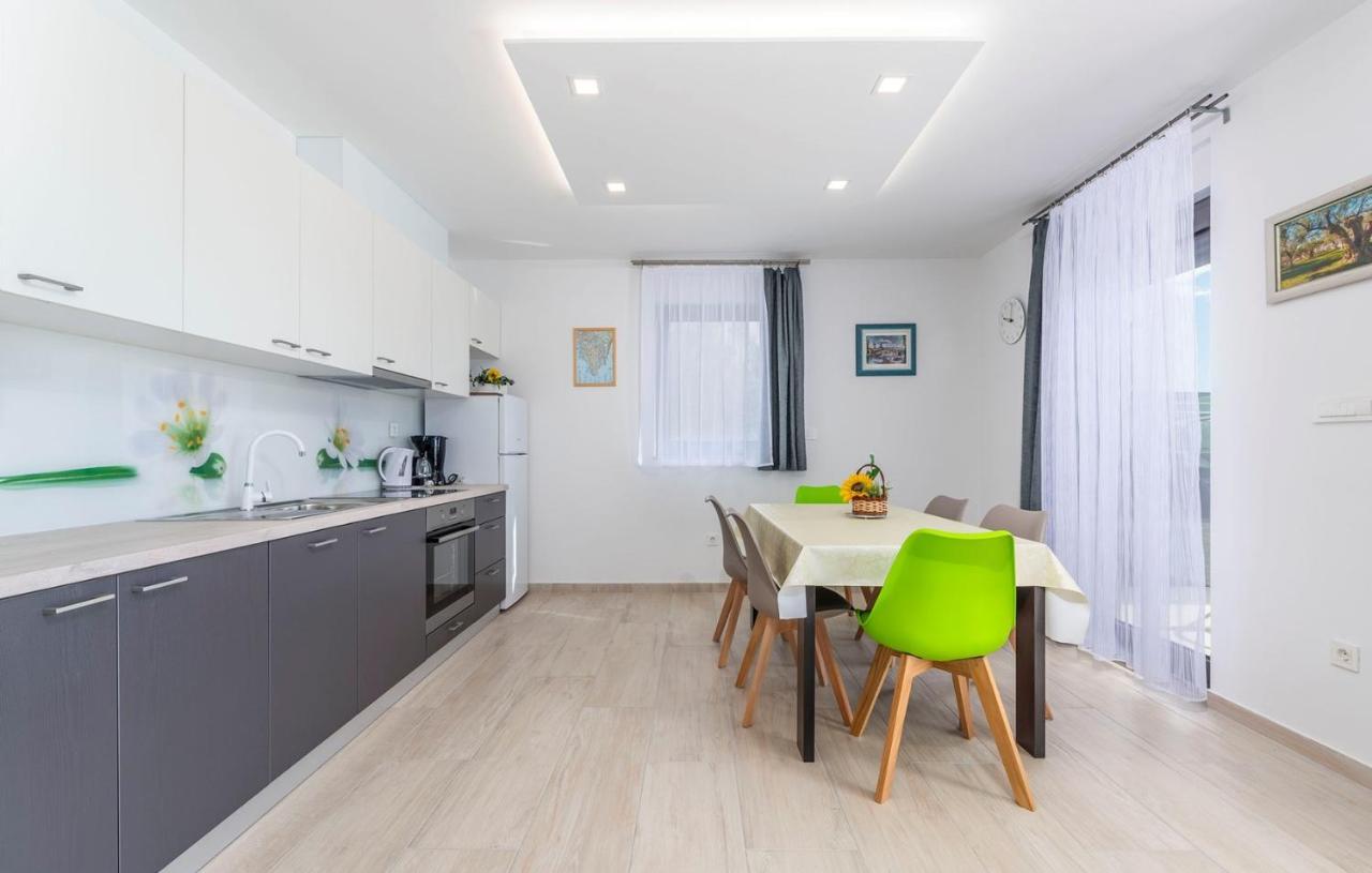 Apart Residence Blue Sea Пореч Екстер'єр фото
