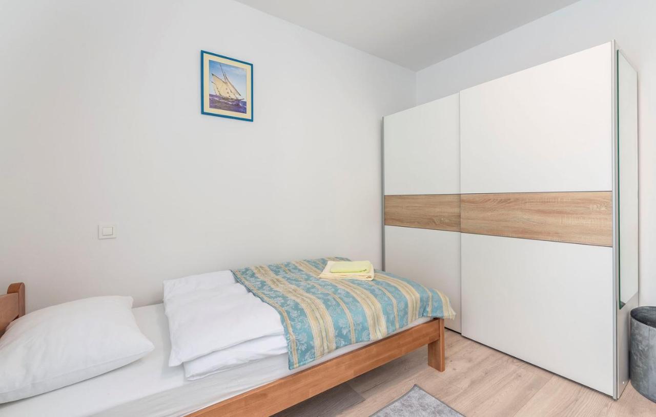 Apart Residence Blue Sea Пореч Екстер'єр фото